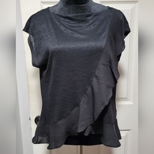 Banana Republic (M) Woman's Casual Dress Shirt w/ Ruffle